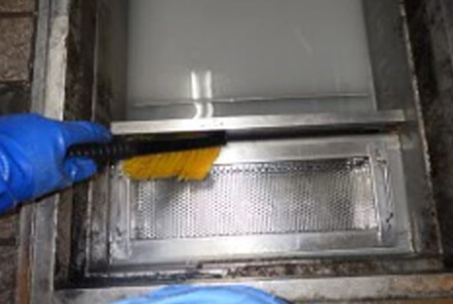 グリストラップ清掃・入替工事