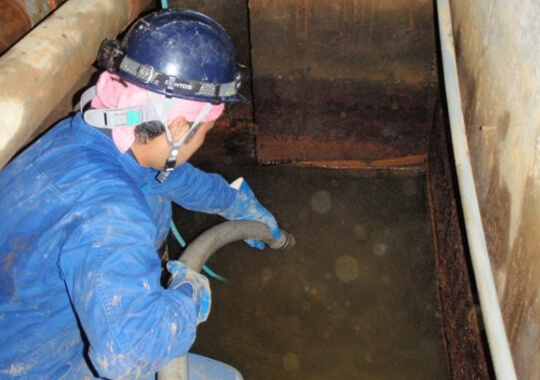 マンション 湧水清掃